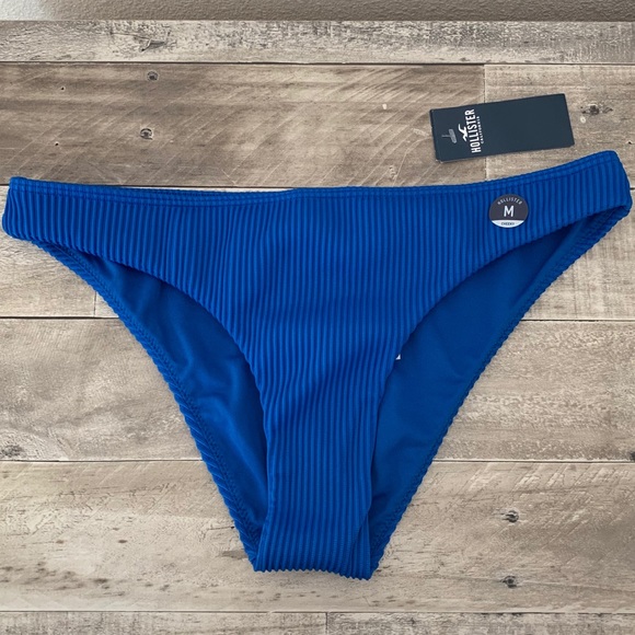 Hollister Other - Hollister bikini bottoms size medium NWT